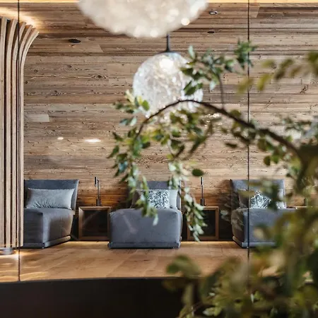 Garnì La Dorada Apartahotel 3*